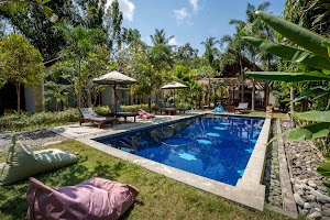 Home 7 RaCottage Mandalika place picture