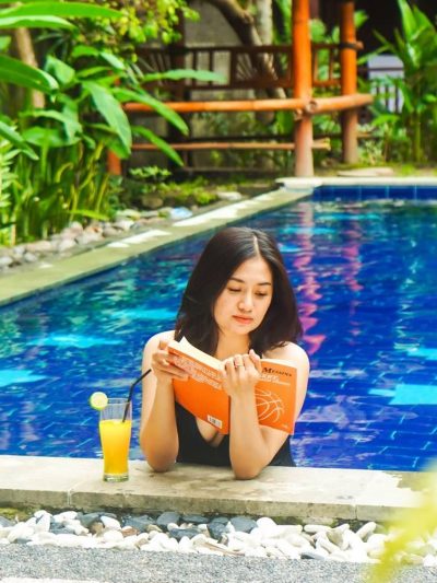 Pool-time-enjoy-reading-at-RaCottage-Mandalika